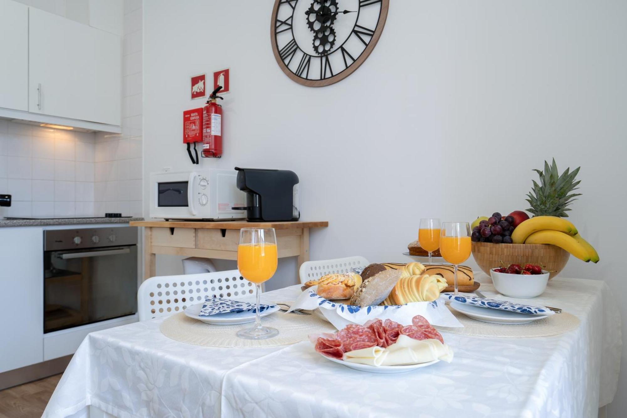 Apartamento Host Wise - Colorful Fresh Flats - Batalha OOporto Exterior foto