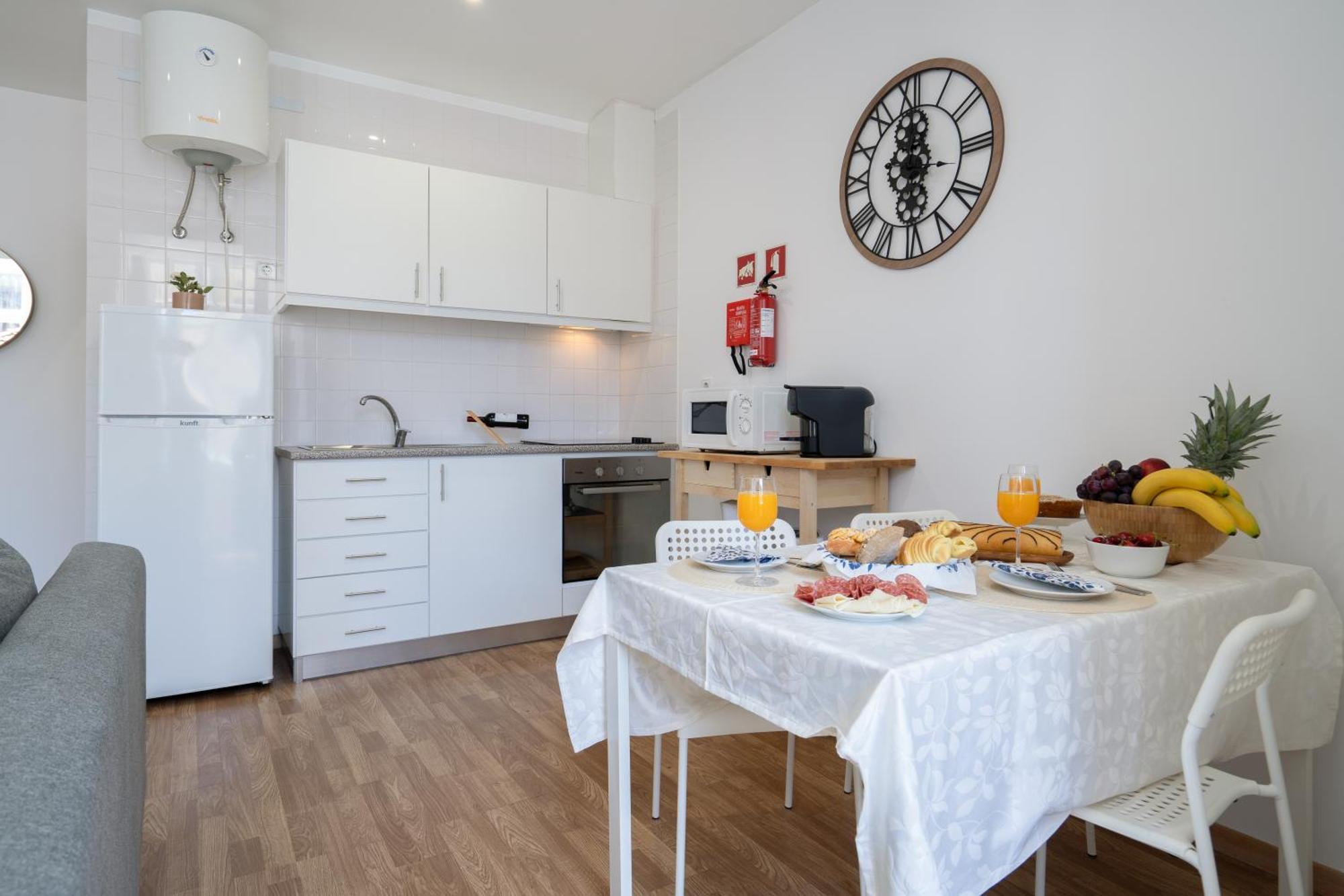 Apartamento Host Wise - Colorful Fresh Flats - Batalha OOporto Habitación foto